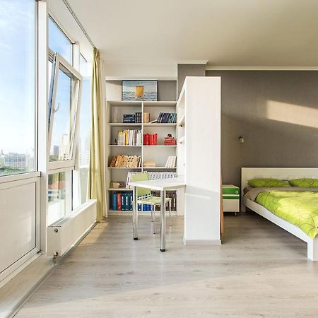 Gagarin Plaza Apartment 70 Square Metres On 12Th Floor Odessa Exteriör bild