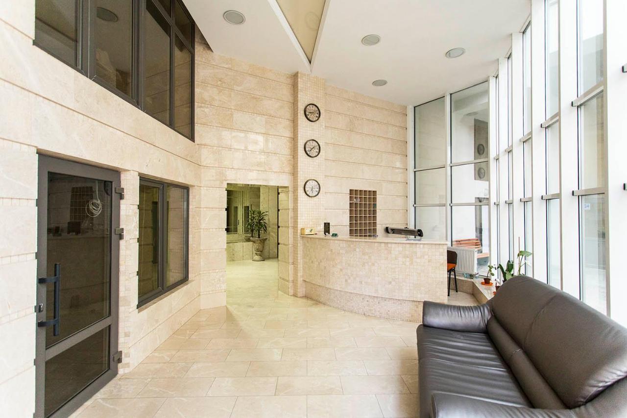 Gagarin Plaza Apartment 70 Square Metres On 12Th Floor Odessa Exteriör bild
