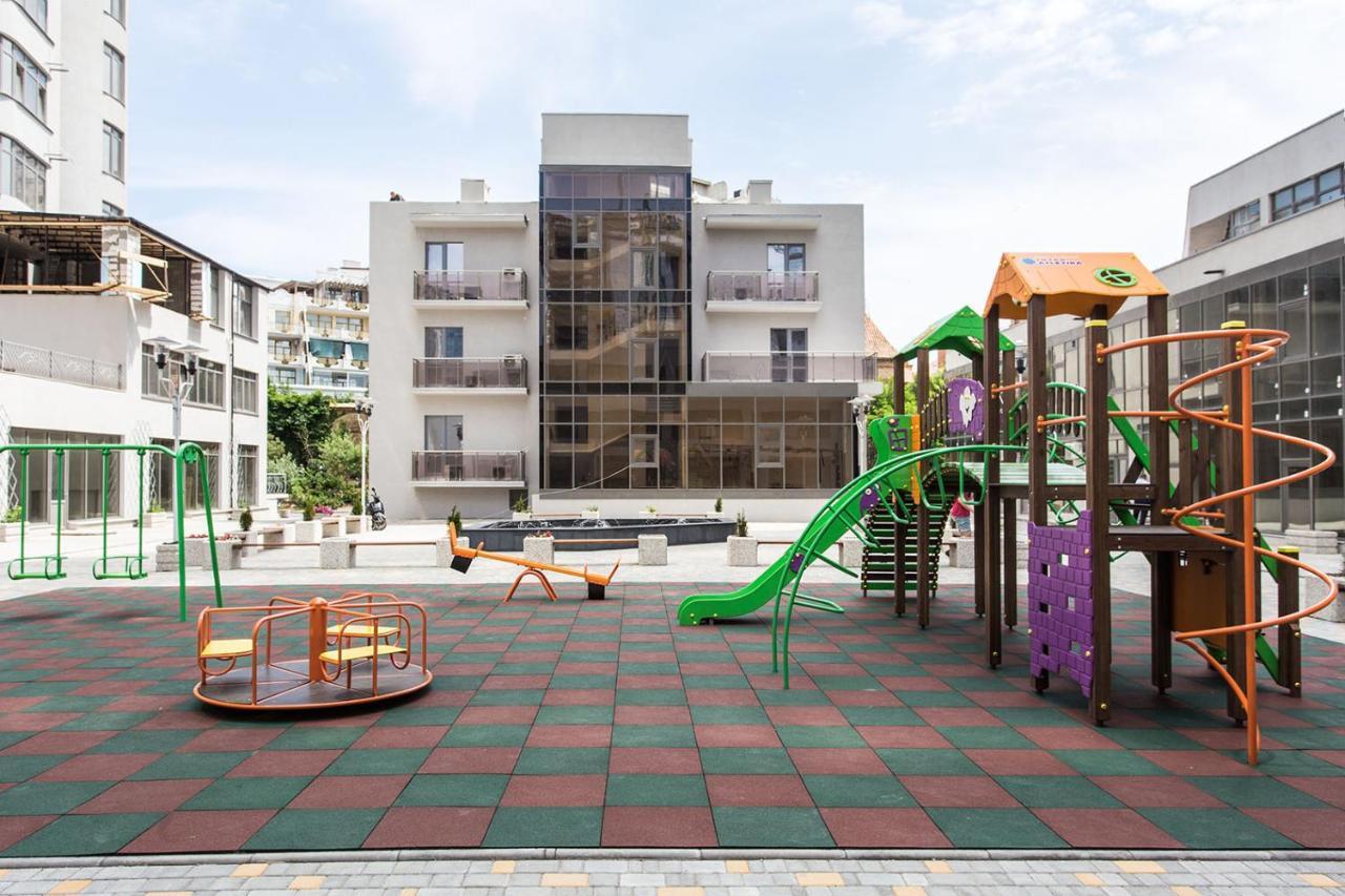 Gagarin Plaza Apartment 70 Square Metres On 12Th Floor Odessa Exteriör bild